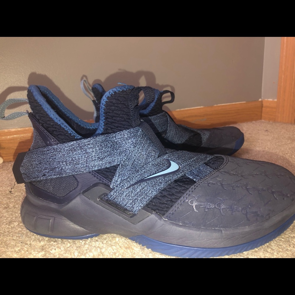 Nike LeBron Soldier 12’s